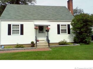 148 Hawthorne St, Manchester, CT 06042