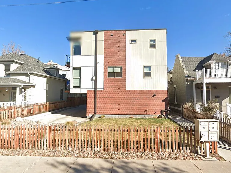 78 N Logan St — Photo 15