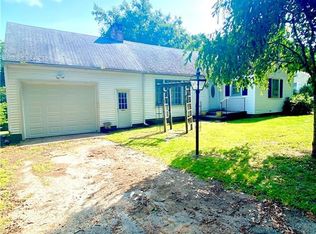 22 Riverview Ave, Deep River, CT 06417