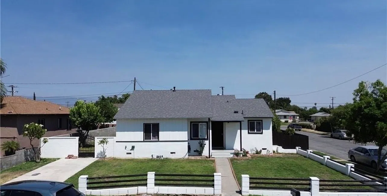 3 bed, 1509 sqft, $3,300 — Photo 1
