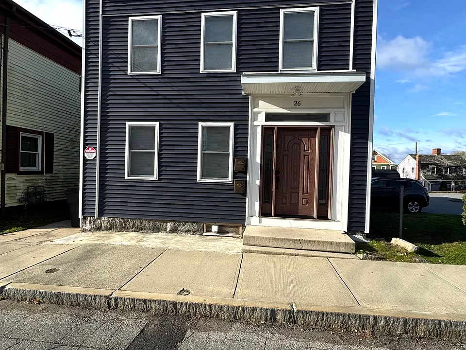 26 Brewer St #1