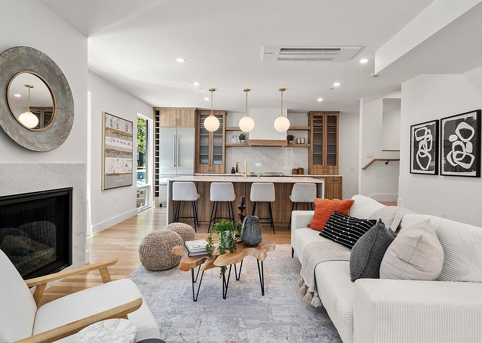 1st image of 24 Wendell St #3