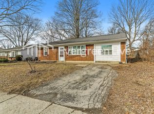 2950 Langfield Dr, Columbus, OH 43209