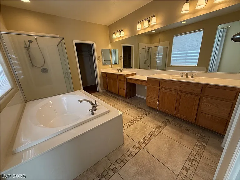 11398 Belmont Lake Dr #102 — Photo 34