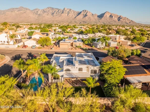 12831 N Meadview Way, Oro Valley, AZ 85755