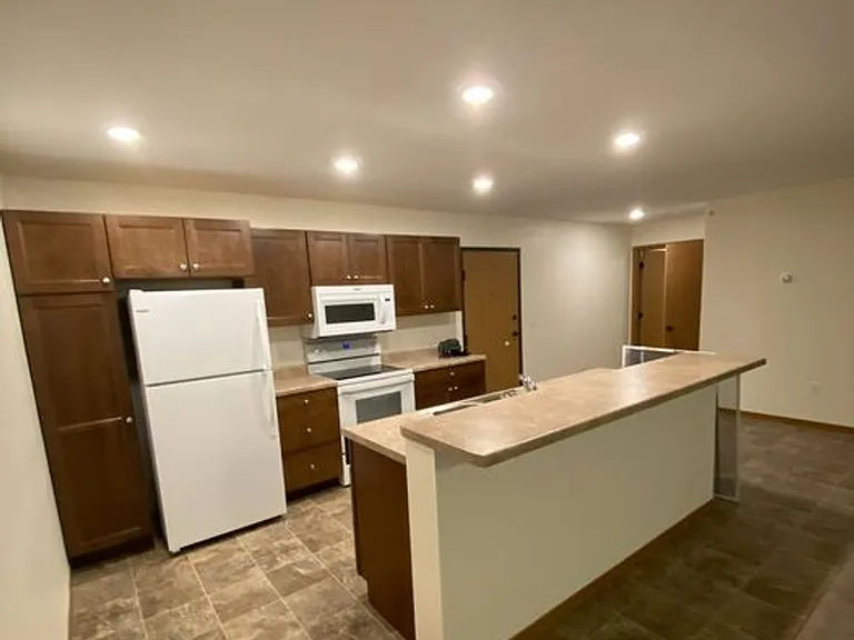 2805 Cardinal Ave #106 — Photo 1