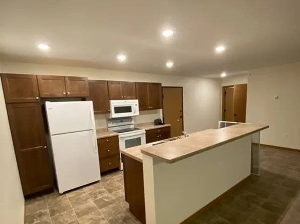 2805 Cardinal Ave #106, Faribault, MN 55021