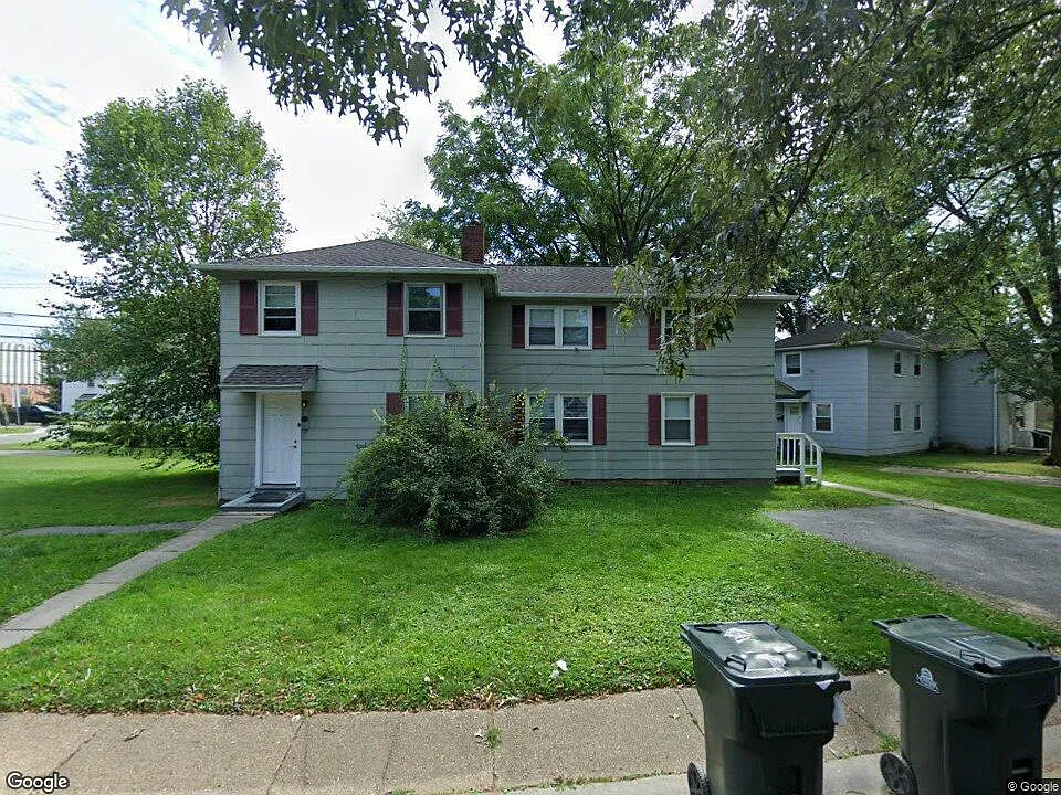 64 Thompson Cir — Photo 1