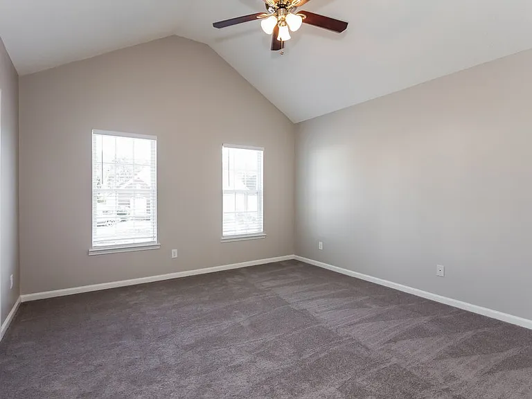 3443 Ann Franklin Ct — Photo 8
