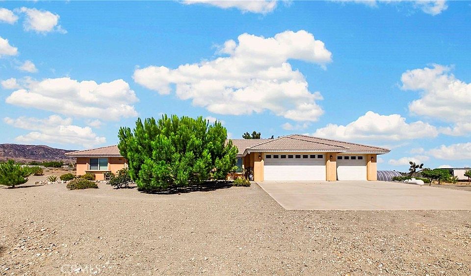 10624 Nugget Rd, Phelan, CA 92371 | MLS #PW26151774 | Zillow