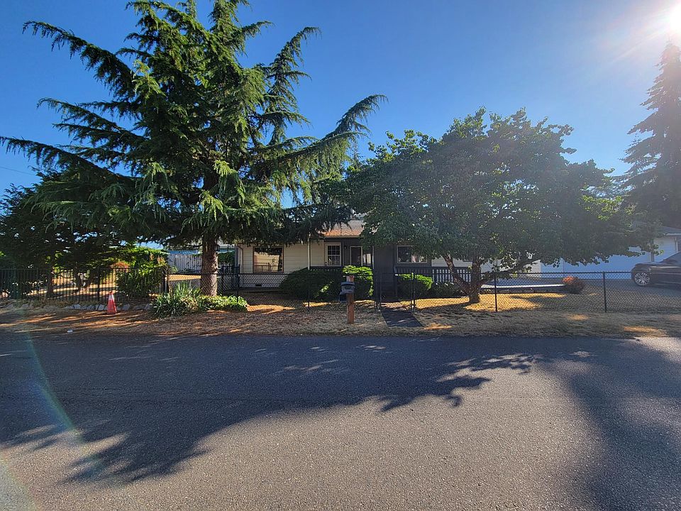 1st image of 8911 Silcox Dr SW