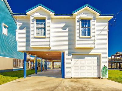 120 Melancon Dr, Golden Meadow, LA, 70357