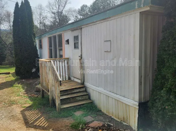 9 Grateful Way, Franklin, NC 28734