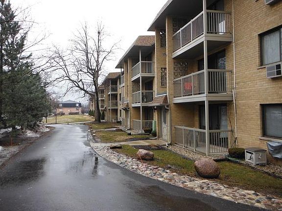 2nd image of 253 N Smith St Unit 2E