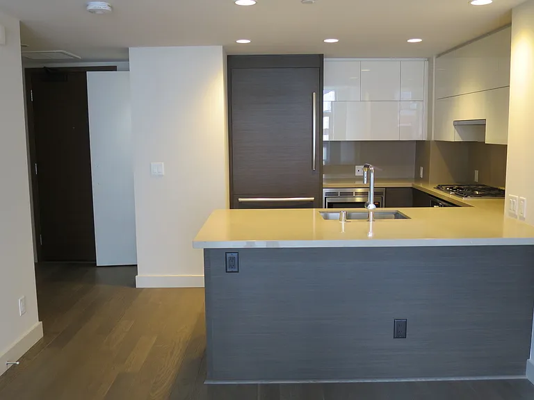 588 Bell St #509S — Photo 2
