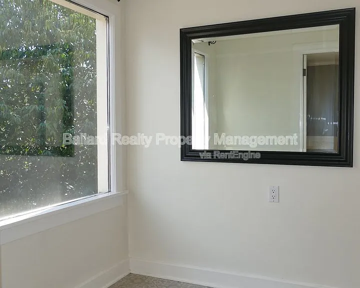 3246 Conkling Pl W — Photo 9