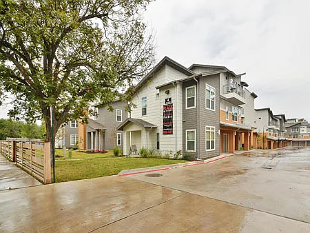 2606 Wilson St — Photo 17