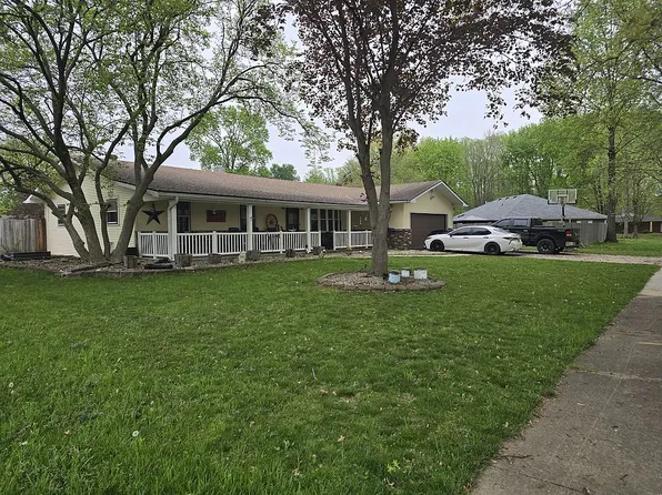 18 Salem Pl, Terre Haute, IN 47803