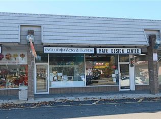 1877 Commerce St, Yorktown Heights, NY 10598