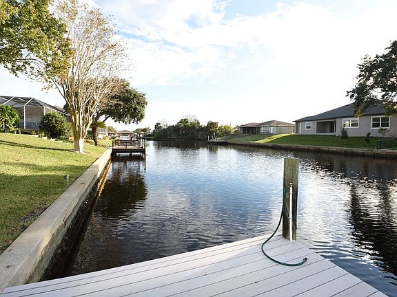 2nd image of 44 Cormorant Ct