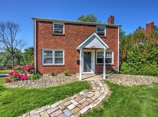 2371 Rosegarden Rd, Pittsburgh, PA 15220