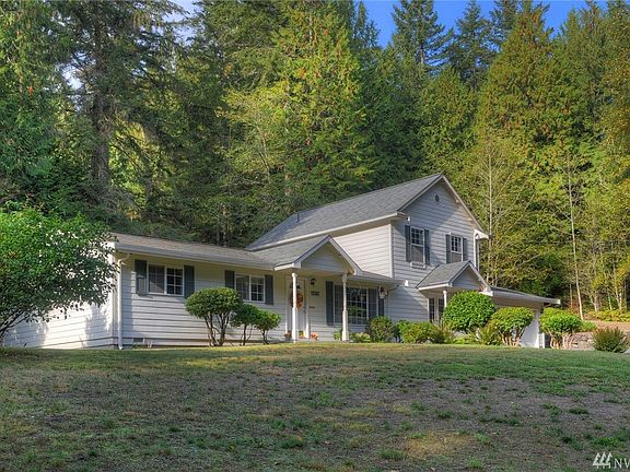 3rd image of 8970 Wyvern Dr SE