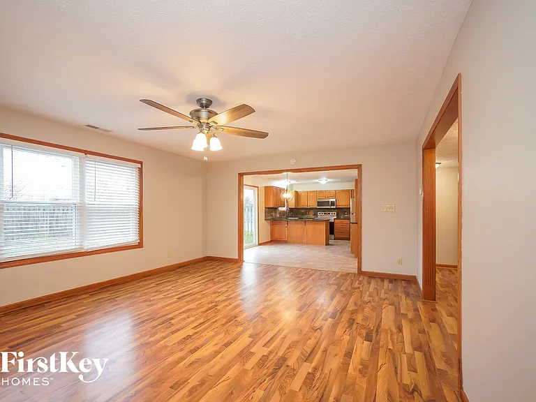 785 Hummingbird Ln — Photo 8