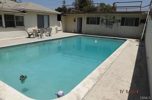 2nd image of 6735 Del Rosa Ave