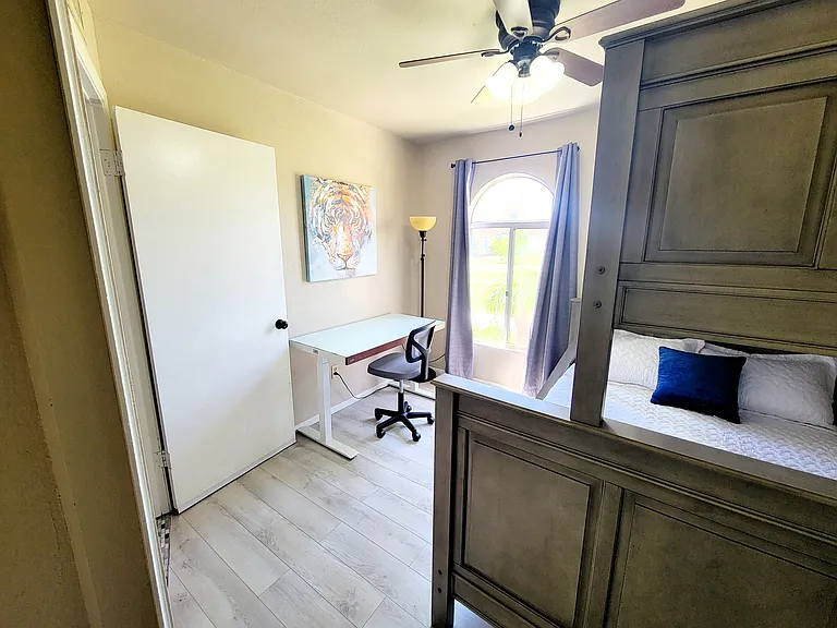 2490 W Yowell Ct #26 — Photo 21