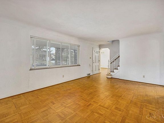 3rd image of 1323 Beechmeadow Ln