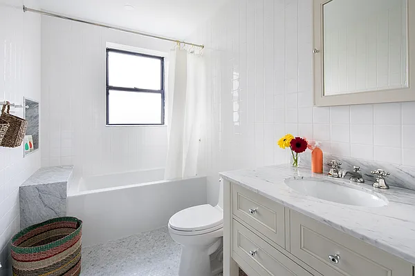 Sold by Douglas Elliman | media 15