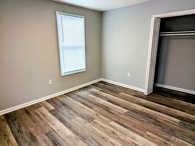 Park Northside Apartments — Photo 49
