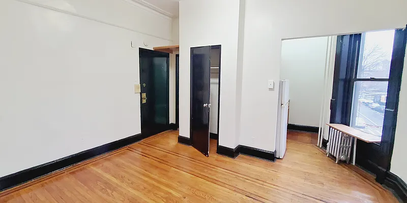 Rented by Henry Management | media 2