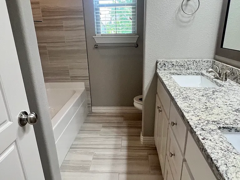 4100 Heartwood St — Photo 21