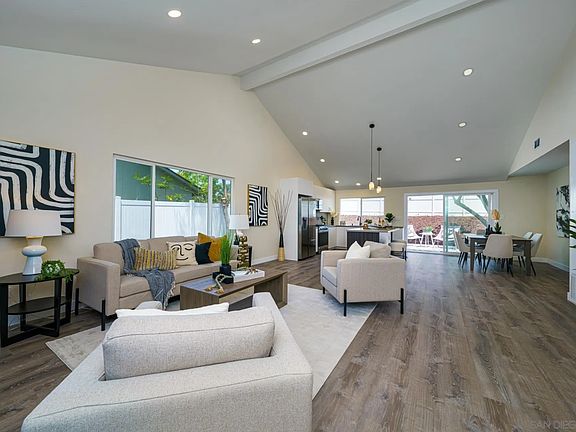 3rd image of 3042 Driscoll Dr
