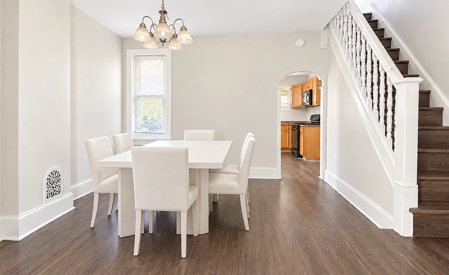3 bed, $1,795 — Photo 2