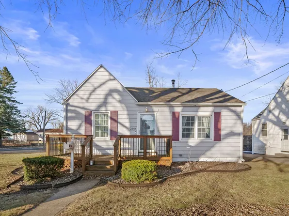 2506 60th St, Des Moines, IA 50322