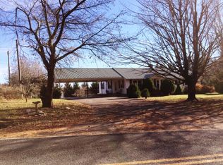 598 Cherry Hill Rd, Jefferson, NC 28640