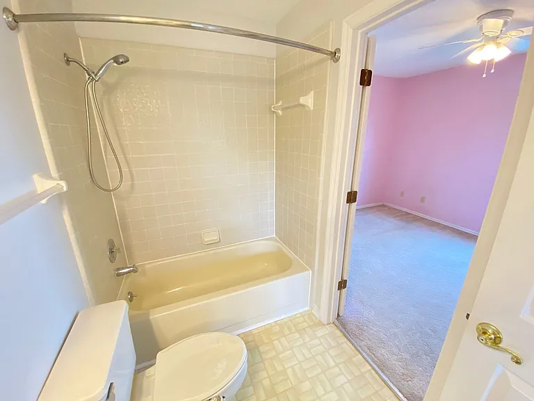 3708 Molona Dr — Photo 41