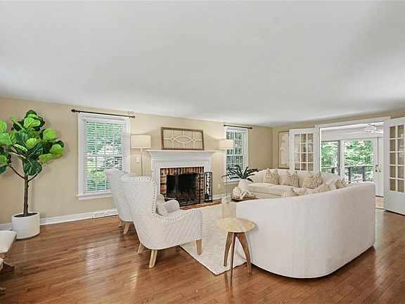 5th image of 266 Nottingham Rd