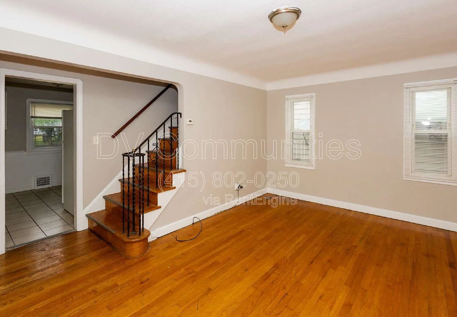 3 bed, 1.0 bath, 1170 sqft, $1,350 — Photo 4