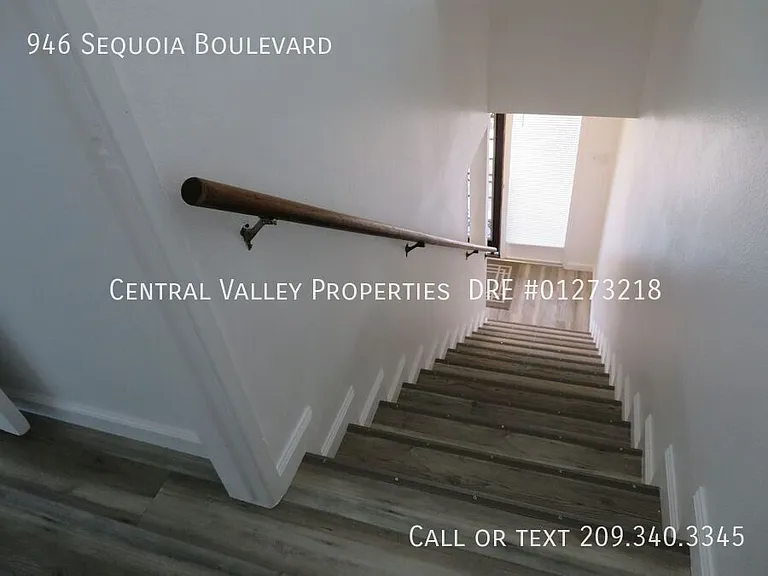 946 Sequoia Blvd — Photo 11