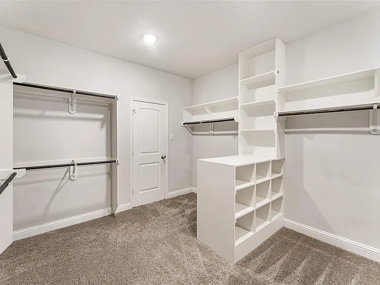 7623 Water Glen Ln — Photo 28