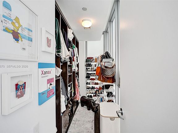 3rd image of 1100 Biscayne Blvd #S3708