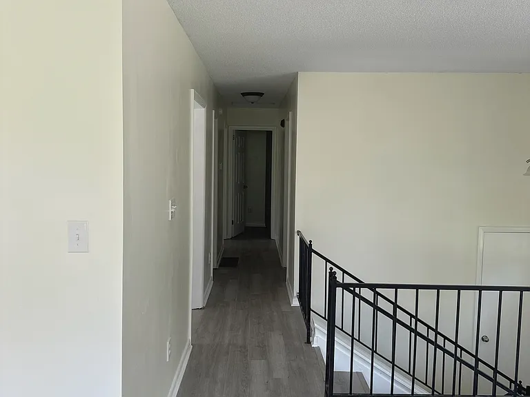 1737 Magnolia St — Photo 15