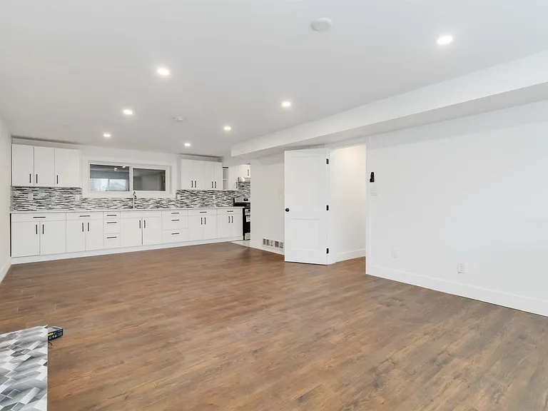46190 Larch Ave — Photo 13