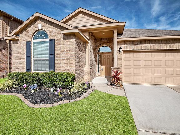 3rd image of 8918 Finnery Dr