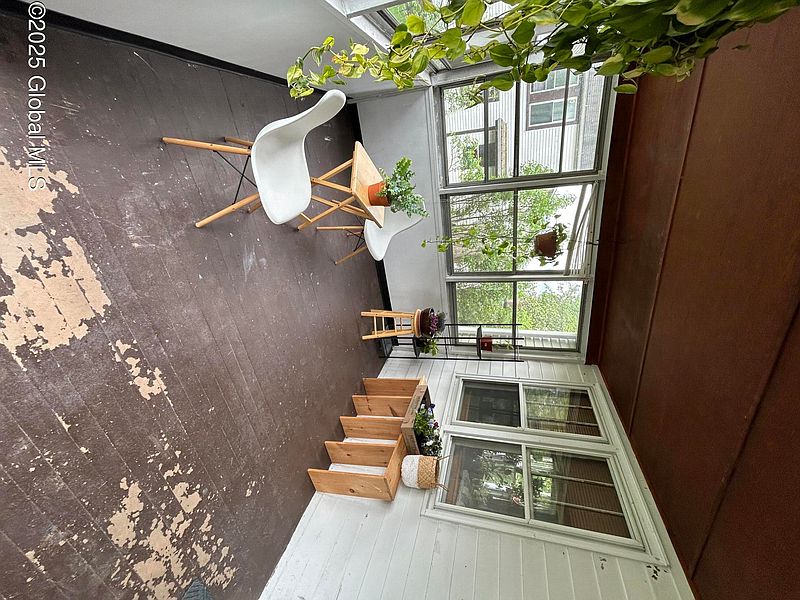 3rd image of 7 Tarbell Avenue