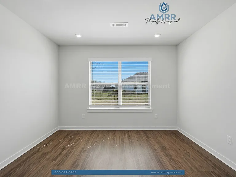 400 Cattleman Ln — Photo 25