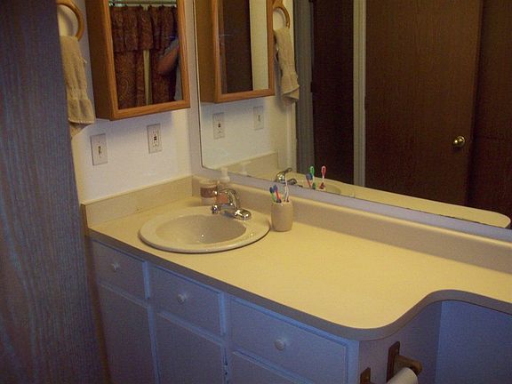Upper Bathroom